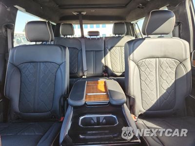 Zdjęcie 10 z 15 samochodu: 2023 JEEP GRAND WAGONEER L SERIES III VIN:1C4SJSGP4PS550689 - miniatura