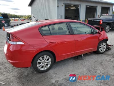 Trzecie zdjęcie samochodu z tyłu: 2013 HONDA INSIGHT EX VIN:JHMZE2H73DS006776 - miniatura