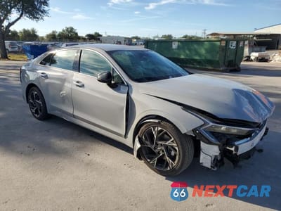 Czwarte zdjęcie samochodu z boku: 2025 KIA K5 GT LINE VIN:KNAG64J71S5327932 - miniatura