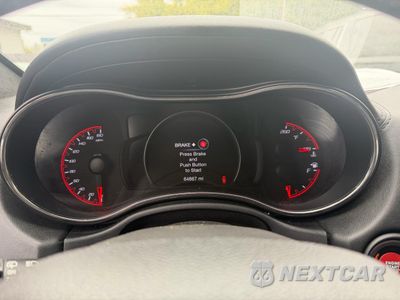 Zdjęcie 8 z 10 samochodu: 2018 DODGE DURANGO SRT VIN:1C4SDJGJ0JC266264 - miniatura