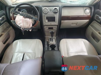 Zdjęcie 8 z 14 samochodu: 2008 LINCOLN MKZ VIN:3LNHM26T68R621481 - miniatura