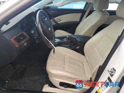 Zdjęcie 7 z 11 samochodu: 2010 BMW 528 I VIN:WBANU5C59AC125980 - miniatura