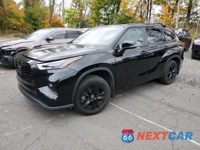 2024 TOYOTA HIGHLANDER HYBRID XLE 5TDKBRCH7RS625577 - główne zdjęcie licytacji z USA - miniatura