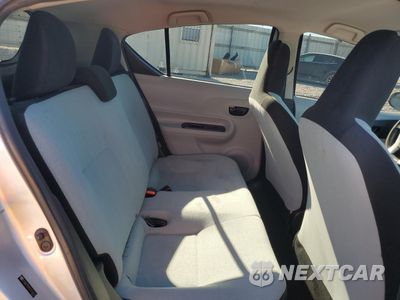 Zdjęcie 10 z 13 samochodu: 2013 TOYOTA PRIUS C VIN:JTDKDTB35D1054898 - miniatura