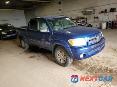 Czwarte zdjęcie samochodu z boku: 2005 TOYOTA TUNDRA DOUBLE CAB SR5 VIN:5TBDT44145S482830 - miniatura