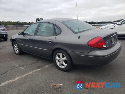 Drugie zdjęcie samochodu z przodu: 2002 FORD TAURUS SES VIN:1FAFP55U02A196202 - miniatura