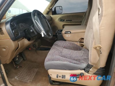 Zdjęcie 7 z 14 samochodu: 2001 DODGE RAM 2500 VIN:1B7KF23681J164918 - miniatura