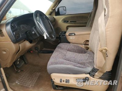 Zdjęcie 7 z 14 samochodu: 2001 DODGE RAM 2500 VIN:1B7KF23681J164918 - miniatura