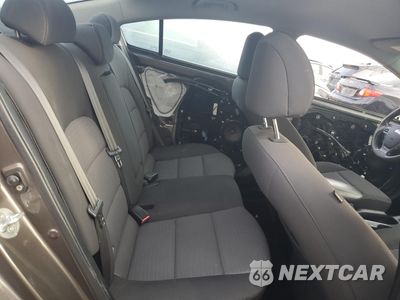 Zdjęcie 10 z 12 samochodu: 2014 KIA FORTE LX VIN:KNAFX4A69E5183504 - miniatura