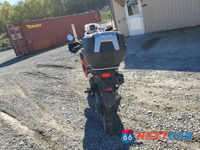 Czwarte zdjęcie samochodu z boku: 2022 KAWASAKI KL650 J VIN:ML5KLEJ10NDA07127 - miniatura