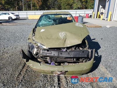 Piąte zdjęcie samochodu w środku: 2005 FORD FOCUS ZX4 VIN:1FAFP34N05W261524 - miniatura