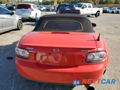 Zdjęcie 6 z 14 samochodu: 2006 MAZDA MX-5 MIATA VIN:JM1NC25F160111087 - miniatura