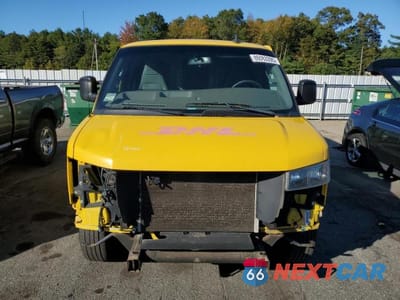 Piąte zdjęcie samochodu w środku: 2019 CHEVROLET EXPRESS G2500 VIN:1GCWGAFP4K1335825 - miniatura