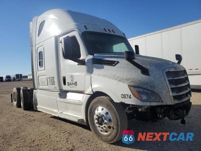 2019 FREIGHTLINER CASCADIA 126 SEMI TRUCK 3AKJHHDR5KSKW2230 - główne zdjęcie licytacji z USA - miniatura