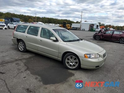 Czwarte zdjęcie samochodu z boku: 2006 VOLVO V70 VIN:YV1SW612662570909 - miniatura