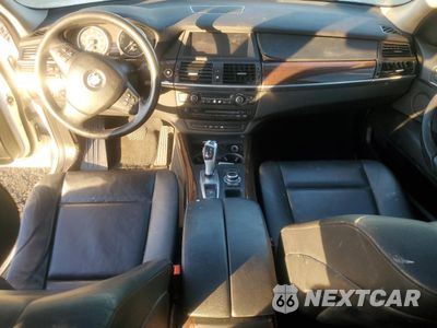 Zdjęcie 8 z 15 samochodu: 2013 BMW X5 XDRIVE35I VIN:5UXZV4C51D0B17049 - miniatura