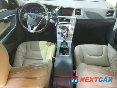 Zdjęcie 8 z 12 samochodu: 2018 VOLVO V60 T5 WAGON DYNAMIC VIN:YV140MELXJ2389290 - miniatura