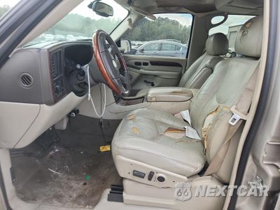 Zdjęcie 7 z 13 samochodu: 2005 CADILLAC ESCALADE EXT VIN:3GYEK62N55G137587 - miniatura