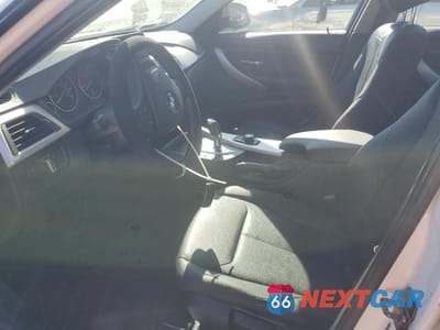Zdjęcie 7 z 12 samochodu: 2016 BMW 320 I VIN:WBA8A9C53GK616797 - miniatura
