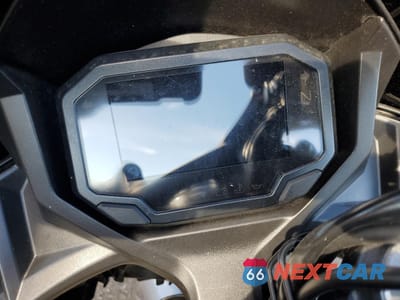 Zdjęcie 7 z 10 samochodu: 2021 KAWASAKI EX650 M VIN:ML5EXEM12MDA30159 - miniatura