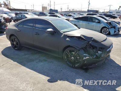 Czwarte zdjęcie samochodu z boku: 2020 MERCEDES-BENZ CLA 250 VIN:WDD5J4GB3LN074446 - miniatura
