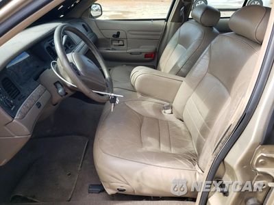 Zdjęcie 7 z 12 samochodu: 1999 FORD CROWN VICTORIA LX VIN:2FAFP74W1XX143070 - miniatura