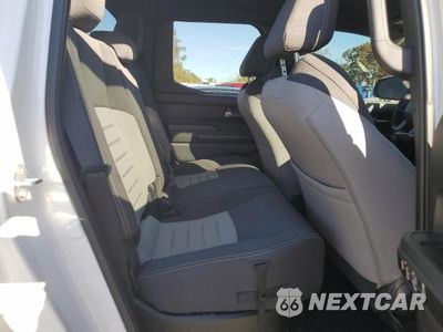 Zdjęcie 10 z 12 samochodu: 2024 TOYOTA TACOMA TRD SPORT VIN:3TYLB5JN8RT024026 - miniatura