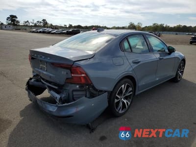 Trzecie zdjęcie samochodu z tyłu: 2024 VOLVO S60 PLUS VIN:7JRL12TL5RG290401 - miniatura