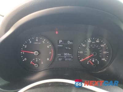 Zdjęcie 9 z 12 samochodu: 2021 KIA RIO LX VIN:3KPA24AD6ME390946 - miniatura