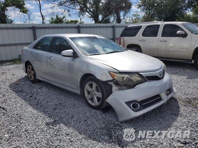 Czwarte zdjęcie samochodu z boku: 2014 TOYOTA CAMRY L VIN:4T1BF1FK9EU345965 - miniatura