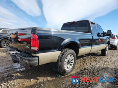 Trzecie zdjęcie samochodu z tyłu: 2001 FORD F250 SUPER DUTY VIN:1FTNX21FX1ED21404 - miniatura
