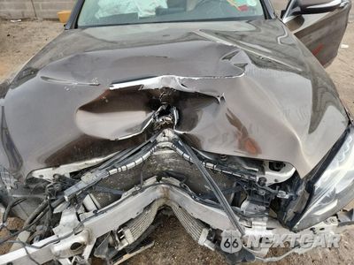 Zdjęcie 11 z 13 samochodu: 2015 MERCEDES-BENZ C 300 4MATIC VIN:55SWF4KB9FU014924 - miniatura