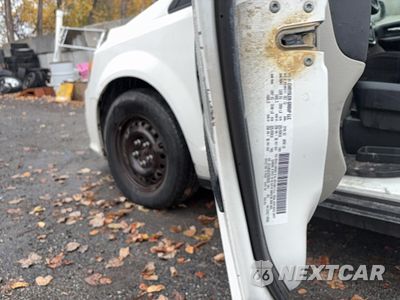 Zdjęcie 10 z 10 samochodu: 2013 RAM TRADESMAN VIN:2C4JRGAG3DR658695 - miniatura