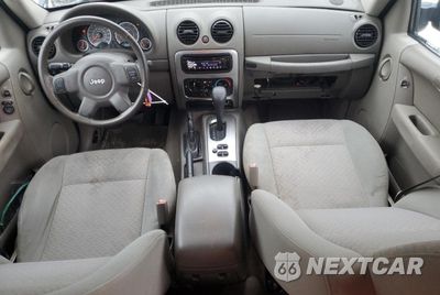 Zdjęcie 8 z 12 samochodu: 2005 JEEP LIBERTY RENEGADE VIN:1J4GL38KX5W562757 - miniatura
