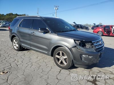 Czwarte zdjęcie samochodu z boku: 2018 FORD EXPLORER XLT VIN:1FM5K7D83JGB52013 - miniatura