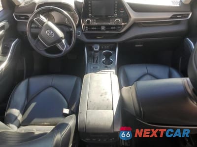 Zdjęcie 8 z 11 samochodu: 2022 TOYOTA HIGHLANDER XLE VIN:5TDGZRBH6NS236250 - miniatura
