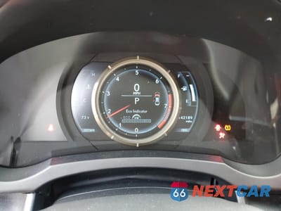 Zdjęcie 9 z 14 samochodu: 2016 LEXUS IS 350 VIN:JTHBE1D29G5025647 - miniatura