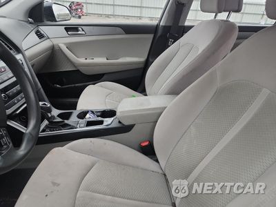 Zdjęcie 7 z 12 samochodu: 2017 HYUNDAI SONATA SE VIN:5NPE24AF0HH547794 - miniatura