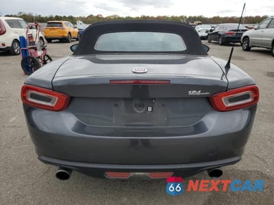 Zdjęcie 6 z 14 samochodu: 2018 FIAT 124 SPIDER CLASSICA VIN:JC1NFAEK4J0137395 - miniatura