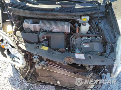 Zdjęcie 12 z 14 samochodu: 2015 TOYOTA PRIUS VIN:JTDKN3DU8F1952000 - miniatura