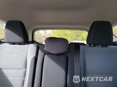 Zdjęcie 10 z 13 samochodu: 2016 FORD ESCAPE SE VIN:1FMCU9GX9GUA73715 - miniatura