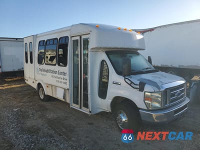 2009 FORD ECONOLINE E350 SUPER DUTY CUTAWAY VAN 1FDEE35S39DA03270 - główne zdjęcie licytacji z USA - miniatura