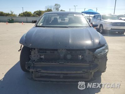 Piąte zdjęcie samochodu w środku: 2019 VOLKSWAGEN JETTA S VIN:3VWC57BU8KM078305 - miniatura