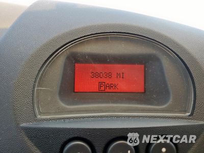 Zdjęcie 9 z 12 samochodu: 2004 PONTIAC GRAND PRIX GT2 VIN:2G2WS522541104806 - miniatura
