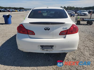 Zdjęcie 6 z 13 samochodu: 2015 INFINITI Q40 VIN:JN1CV6APXFM501883 - miniatura