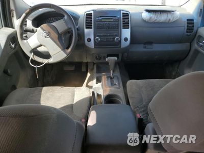 Zdjęcie 8 z 14 samochodu: 2009 NISSAN FRONTIER CREW CAB SE VIN:1N6AD07W09C423527 - miniatura