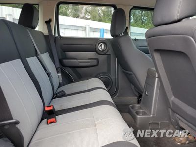 Zdjęcie 11 z 16 samochodu: 2008 DODGE NITRO SXT VIN:1D8GU28K48W129101 - miniatura