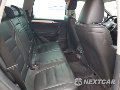 Zdjęcie 11 z 15 samochodu: 2013 VOLKSWAGEN TOUAREG V6 VIN:WVGEF9BP0DD009679 - miniatura