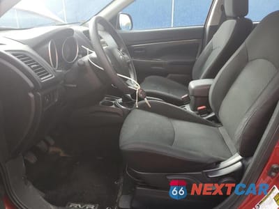 Zdjęcie 7 z 12 samochodu: 2015 MITSUBISHI RVR SE VIN:4A4AH3AU6FE605077 - miniatura