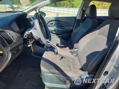 Zdjęcie 7 z 12 samochodu: 2016 KIA RIO LX VIN:KNADM4A34G6640609 - miniatura